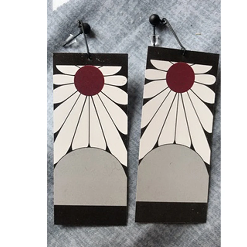 Demon Slayer Kimetsu No Yaiba Earrings - Kamado Tanjirou Cosplay Props image 2