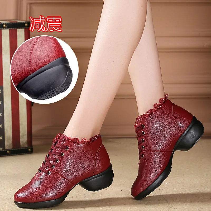 ISMRCL размера плюс 35~ 42 каблуки леди Плаза джаз танцевальные кроссовки для женщин Современная танцевальная обувь Красный Черный Белый спортивный