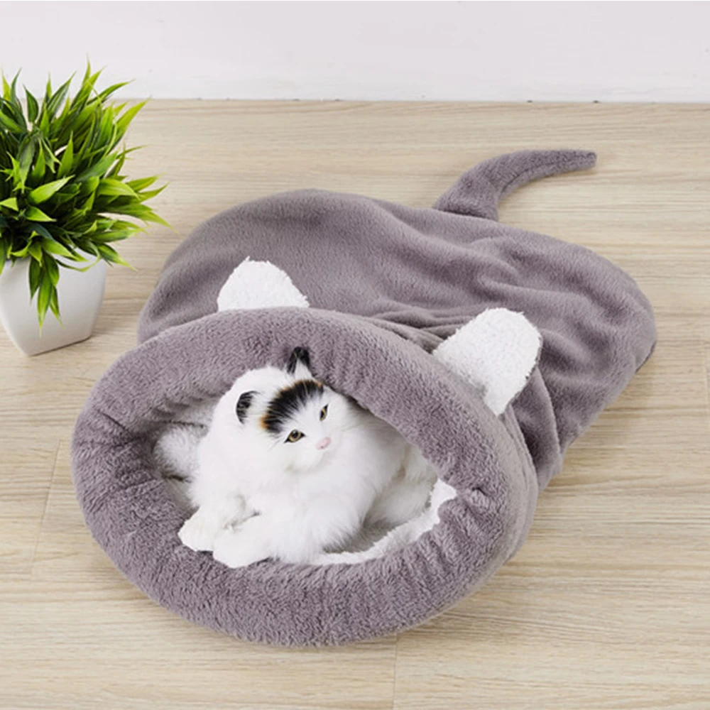 

Cat Sleeping Bag Warm Coral Fleece Dog Cat Bed Pet Dog House Lovely Soft Pet Cat Mat Cushion Warm Travel Cat Bed Mat Covers