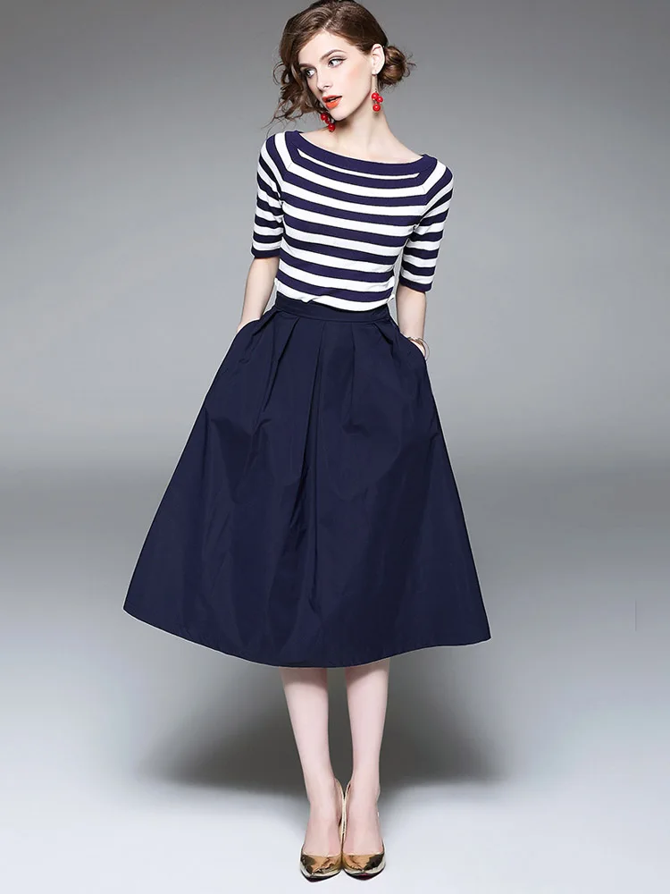 

High Quality 2019 Summer New Women's Sets Fashion Striped Knitted T-Shirt + Skirt Set Elegant Suit Female Casual Skirts Trend