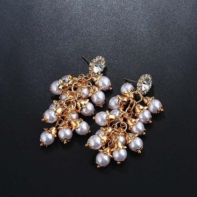 1 pairs Cute Girl Women Alloys New Crystal Bohemian Long Flower Pearl Earrings