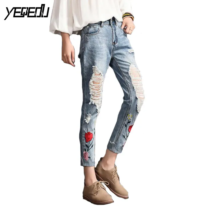 1712 2017 Summer Vintage Skinny jeans women Fashion With hole jeans with embroidery Retro Distressed