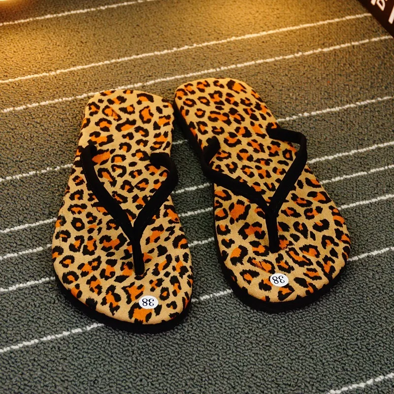 

2019 new Women T Strap Flat Ankle Buckle Thong Sandals Casual Flip Flops Thong Sandals shoes women slippers