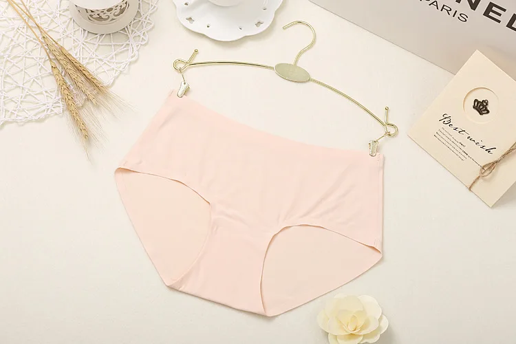 Hot Sale Fashion Women Sexy Seamless Ultra-thin Underwear G String Women's Panties Intimates bragas de mujeres la ropa interior 39