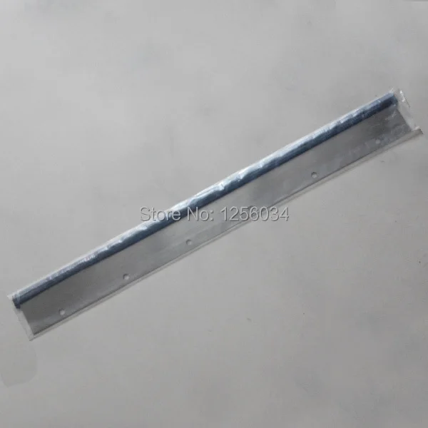 

2 pieces wash up blade for gto machine, offset machine heidelberg printing parts size: 560*60*0.5mm