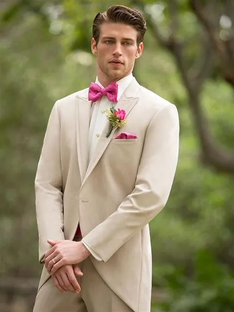 Slim-Fit-One-Buttons-Business-Groom-Tailcoats-Beige-Best-Man-Groomsmen-Men-Suits-2016-Custom-Made.jpg_640x640 (1)