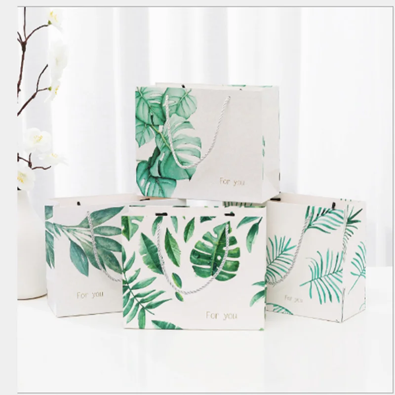 

5pcs/lot Newest Arrived Fashion Design Shopping Bags Paperboard Storage&Gift bags Package Portable Hand Rope High-Quality Bags