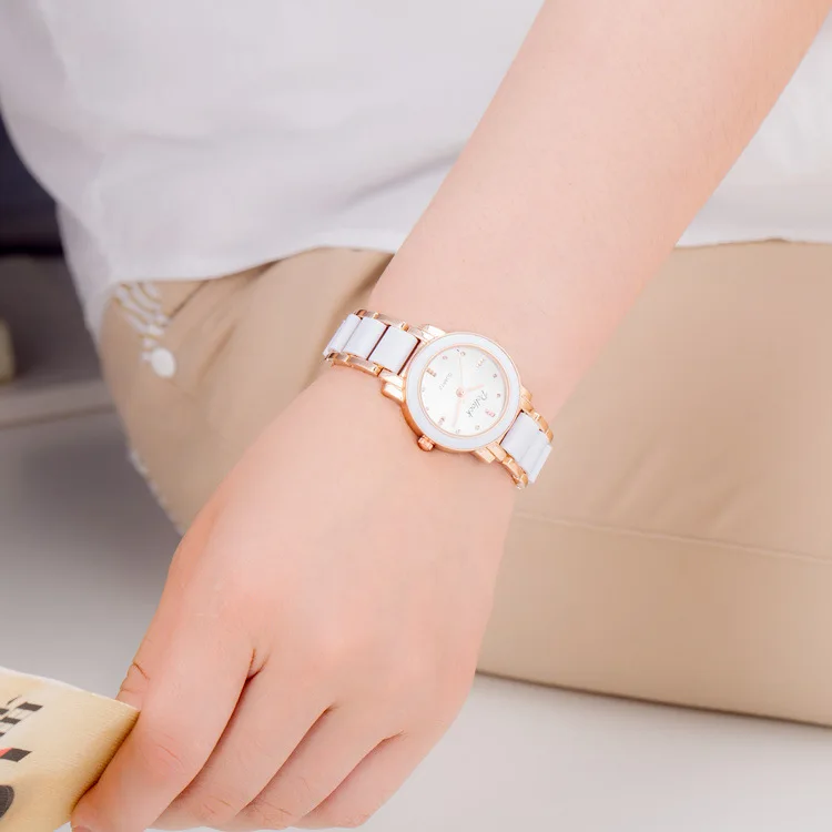 Новая мода часы женские просто кварцевый сплав Пары часы женские часы элегантный Запястье Высокого качества часы женские наручные