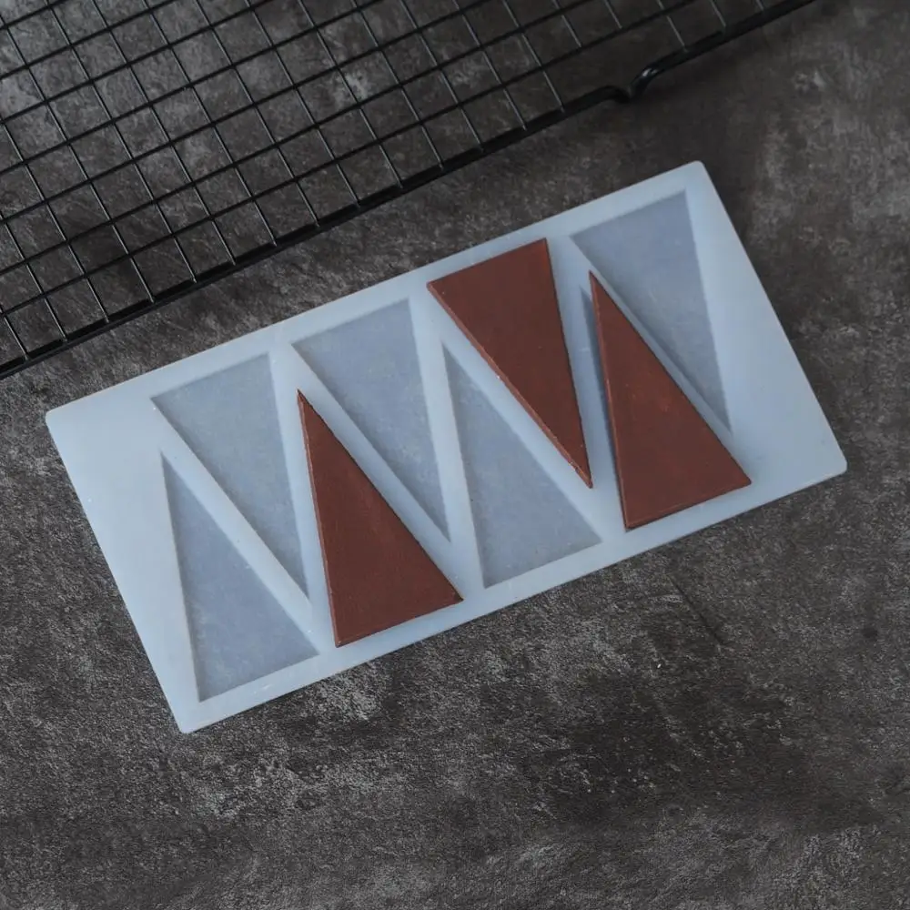 

Isosceles Triangle Shape Silicone Mold Cake Decorating Tools Silicone Mold Chocolate Transfer Sheet Mould Baking Stencil Chablon