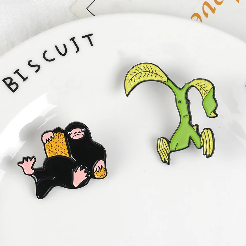 

Cartoon Brooches Fantastic Beasts and Where to Find Them Enamel Pin Niffler Pickett the Bowtruckle Brooches Badges Cute Jewelry