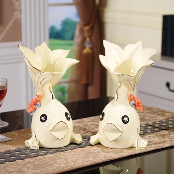 

European ceramic couples kiss fish TV cabinet decorations ornaments home decor crafts animal vases figurines wedding gifts