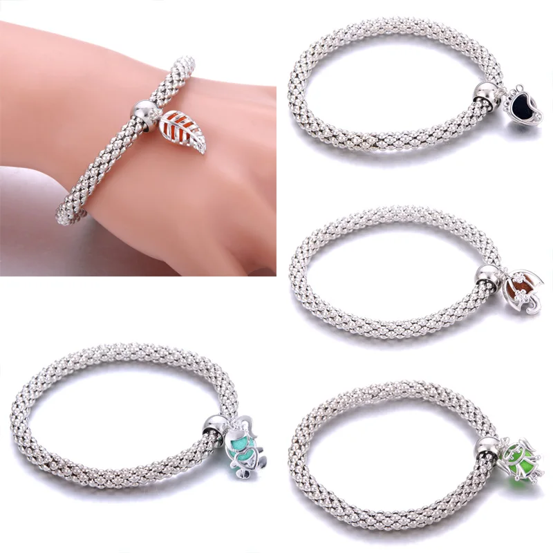 

Leaf Pendant Bracelet Bangle Essential Oil Diffuser Perfume Aromatherapy Locket Bracelet Random Color 1pc Perfume Ball