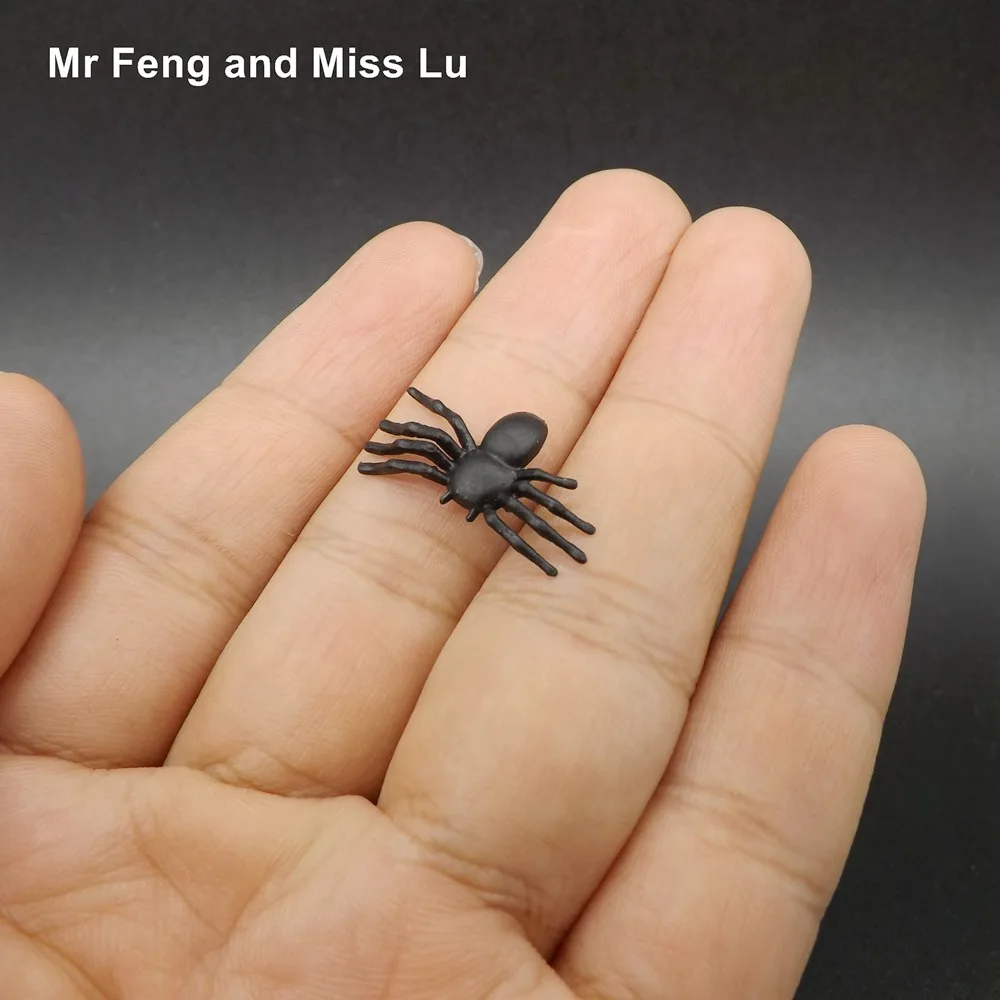 Di Halloween Di Plastica Ragno Nero Piccolo Scherzando Giocattoli Realistico Gioco Del Capretto Insegnamento Toy Puzzle Games Toy Boatgame Room Toys Aliexpress