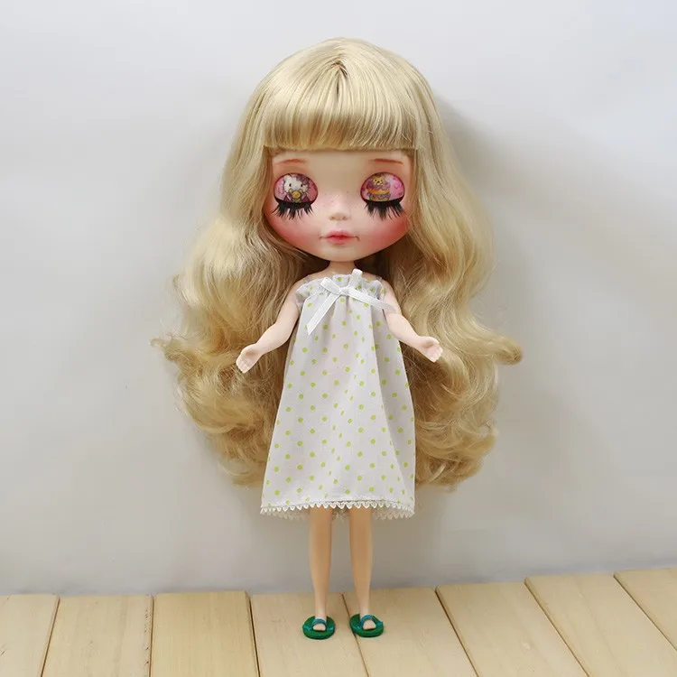 Neo Blythe Doll Polka Dot Night Dress with Slippers 4