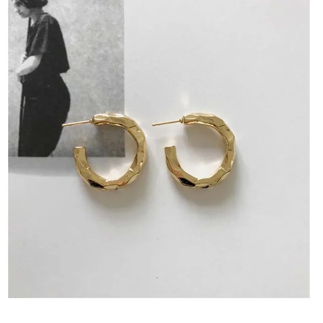Peri'sBox, золотой, серебристый цвет открыт, Чеканные серьги-кольца для женщин, современные минималистичные металлические серьги, геометрические серьги-обручи - Окраска металла: Gold