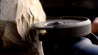 Playing With A Chainsaw Angle Grinder Blade (Christmas Tree Stump Carving)_20180910115023