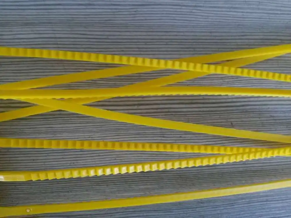 uhf ribbon tag (5).jpg