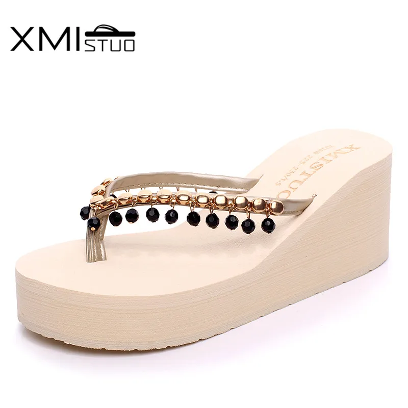 melhor XMISTUO chinelos com miçangas pingente PU feminino high salto alto chinelos mulher chinelos de sola grossa gril Estudantes chinelos de corda do grânulo
