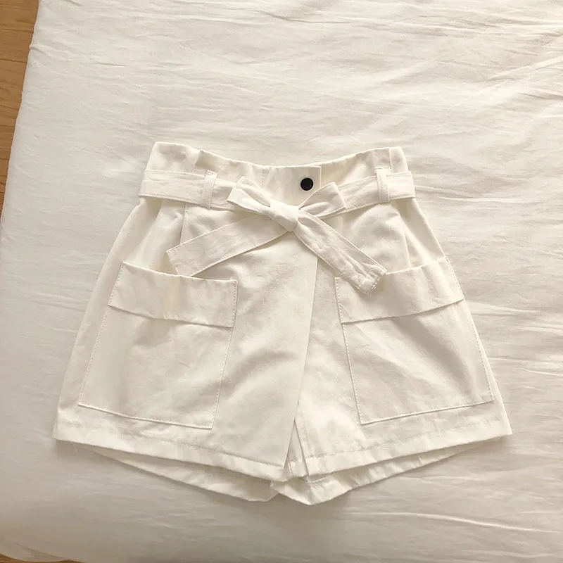 Korobov/летние шорты ярких цветов с асимметричным разрезом, короткие шорты со шнуровкой и бантом, однотонные женские шорты с высокой талией, корейские шорты с карманами, 77745 - Цвет: white shorts