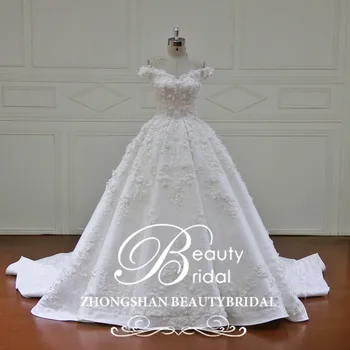 شراءBeautybridal الفاخرة الملكي قطار ألف خط فساتين زفاف دانتيل Vestido دي Noiva الحبيب قبالة الكتف فستان الزفاف HK007