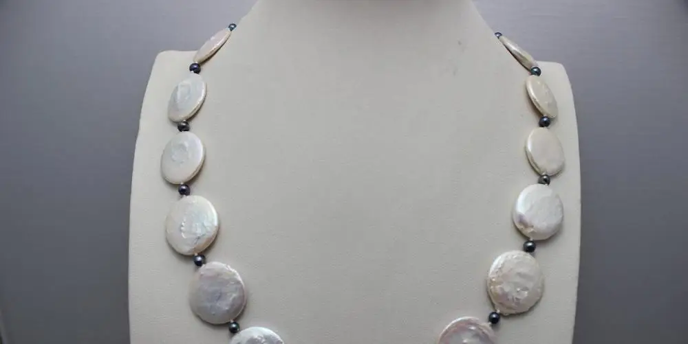 

18.8mm-22mm white Coin-shaped fresh water pearl necklace 19INCH a(5.18)