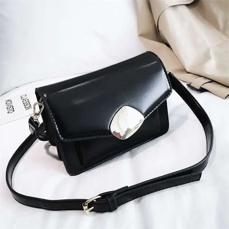 Из искусственной кожи Для женщин модная сумка Crossbody сумки для девочек бренд Простой клапан дизайнер Сумки дамы плечо женщины сумка - Цвет: Черный