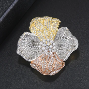 

43*45mm Luxury Women Brooches Dubai Indian Full Cubic Zirconia Inlaid Fashion Jewelry For Women Daily Wearing