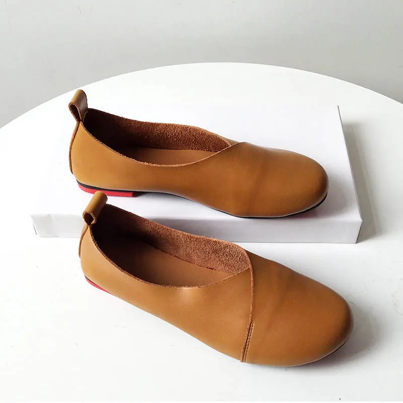 

2018 Women PU Leather Handmade Flat Shoes Ladies Slip On Vintage Cowhide Flexible Loafers Female Casual Moccasins Plus Size