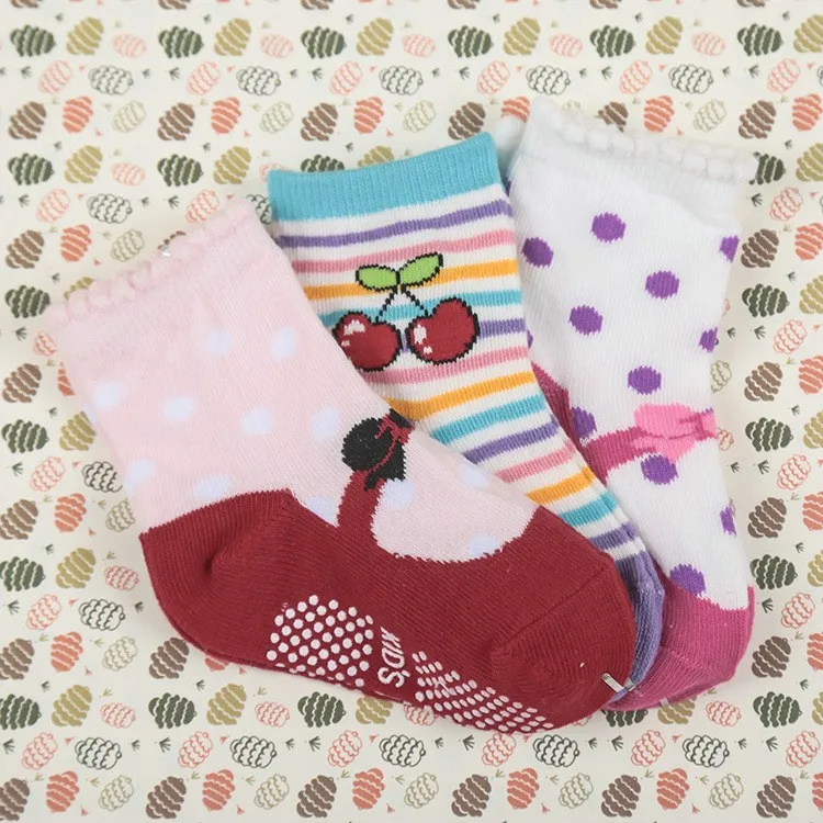 2299041861_1566436612