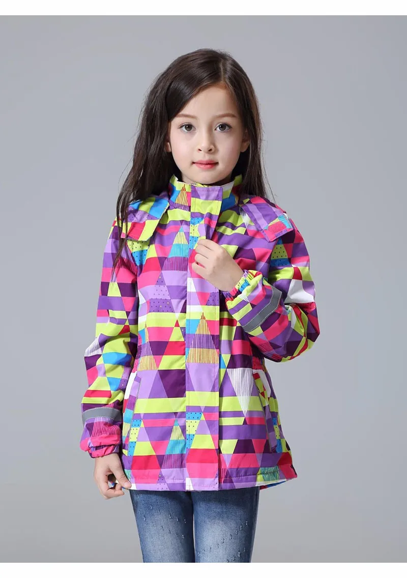 3340136923_1318788720