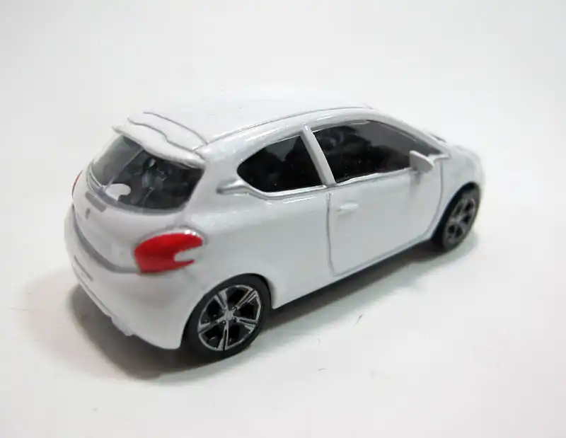 peugeot 208 toy car