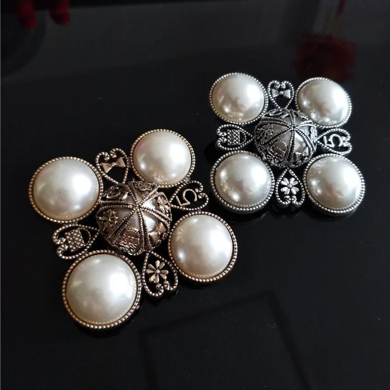 Female Mix Brooches Women Antique Clothes Pearl Brooches Excellent Fine