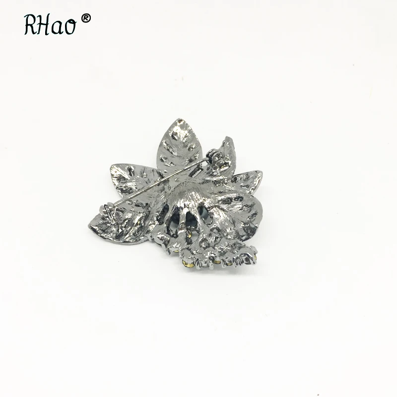 RHao Винтажная брошь в виде цветка с черным жемчугом и кристаллами булавки для