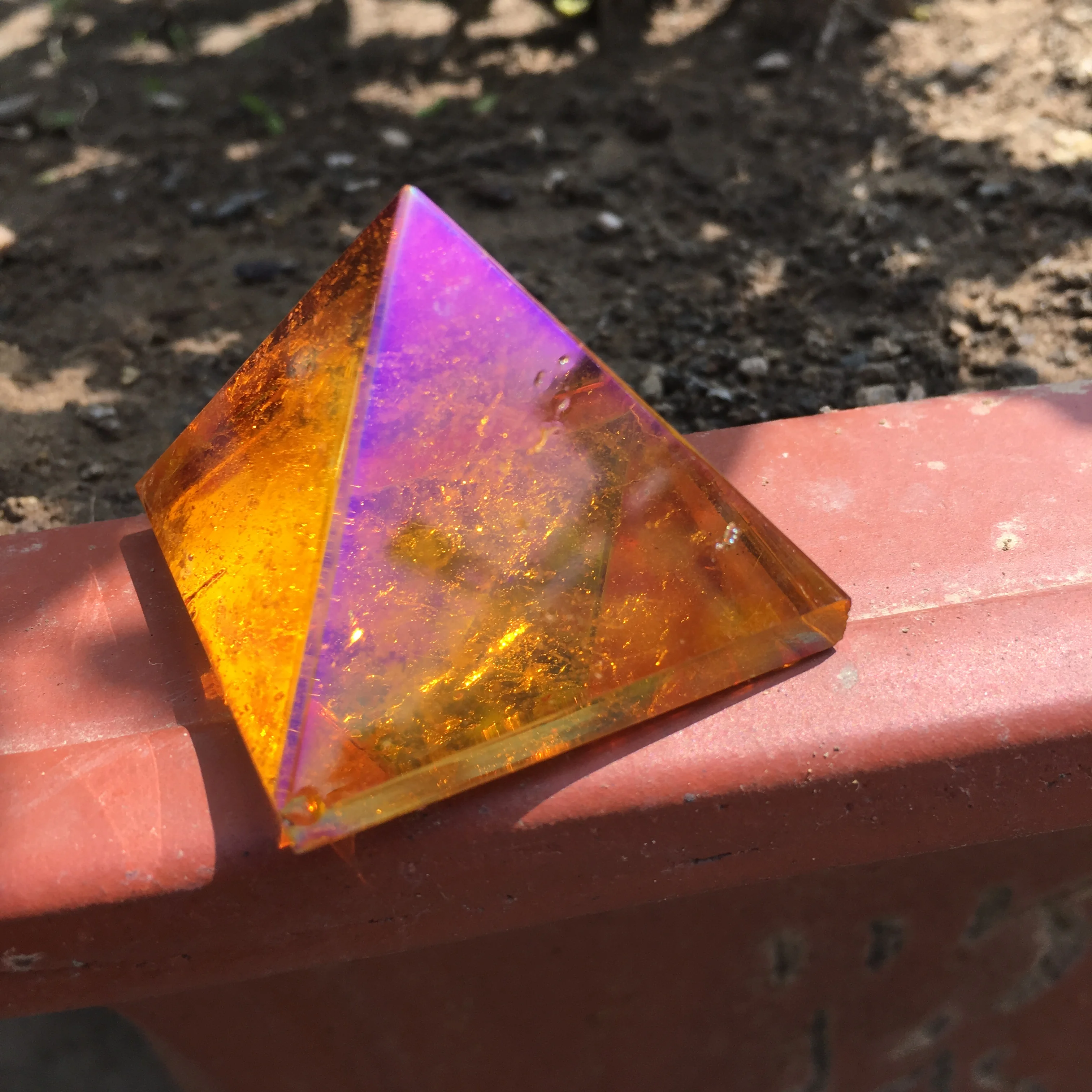 

40mm Natural Quartz Clear Magic Crystal Healing pyramid Sphere