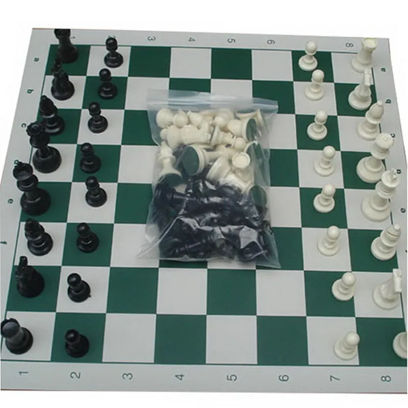 32 Medieval Chess Pieces Plastic Weighted Chess With Friend Play for Relax 77mm King Height
