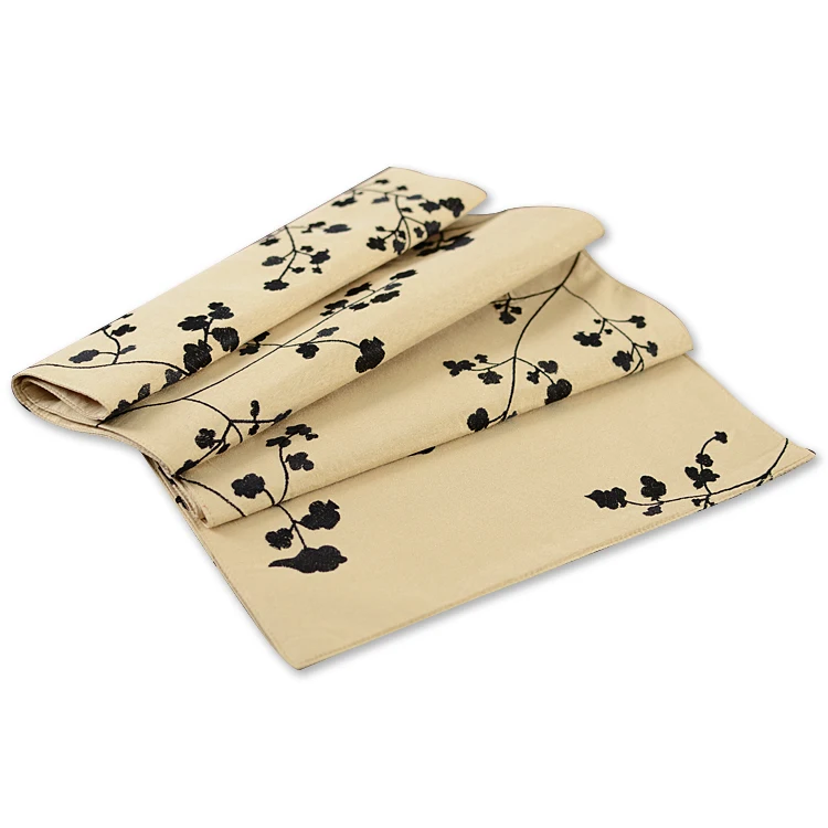 High-end fashion Emulation silk Contracted rural Simple American country Embroidery Table flag table runner High-end fashion Emulation silk Contracted rural Simple American country Embroidery Table flag table runner