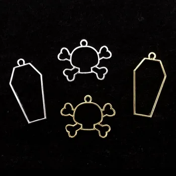 

5pcs Halloween Silver Skull Open Bezels for UV Resin Jewelry Golden Coffins Hollow Frame Pendant DIY Craft Tools Accessories