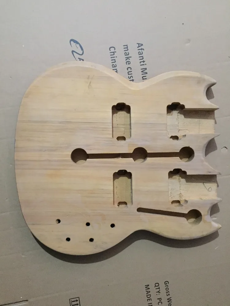 

Afanti Music Electric guitar/ DIY Electric guitar body (ADK-562)