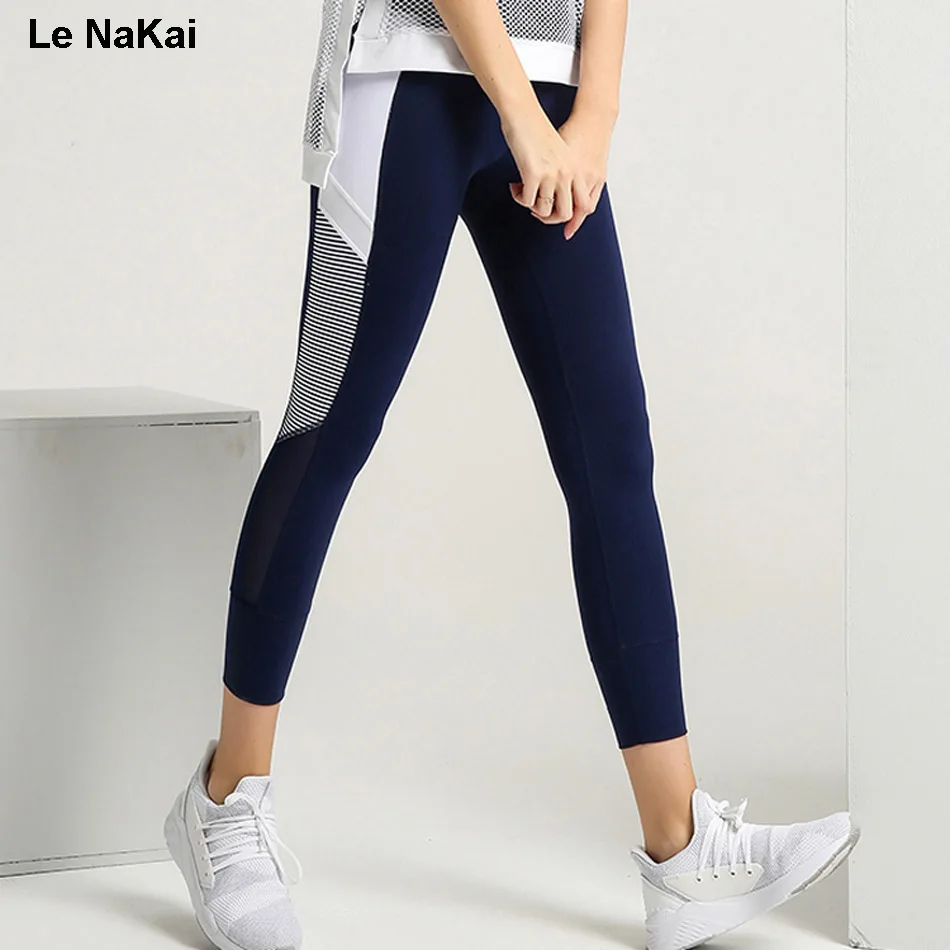 yoga pants with side pockets