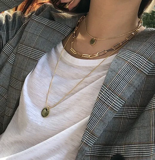 

European and American fashion accessories 2019 new hip-hop size electroplated sequins and beautiful multi layer long necklaces