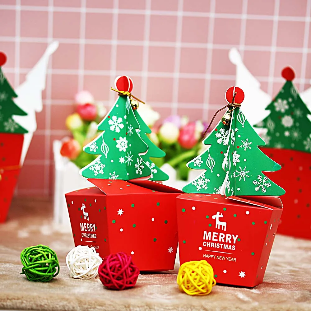 

5PCS/Pack 2018 Merry Christmas Tree Bell Party Paper Favor Gift Sweets Boxes Carrier Bags Party Decorations