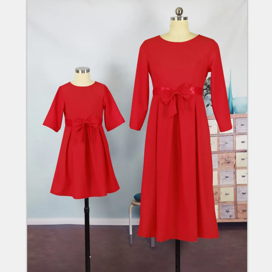 Летние Семейные платья «Мама и я» для мамы и дочки; Полосатое платье для мамы; одежда для детей; одежда для мамы и сестры; одежда для маленьких девочек - Цвет: red