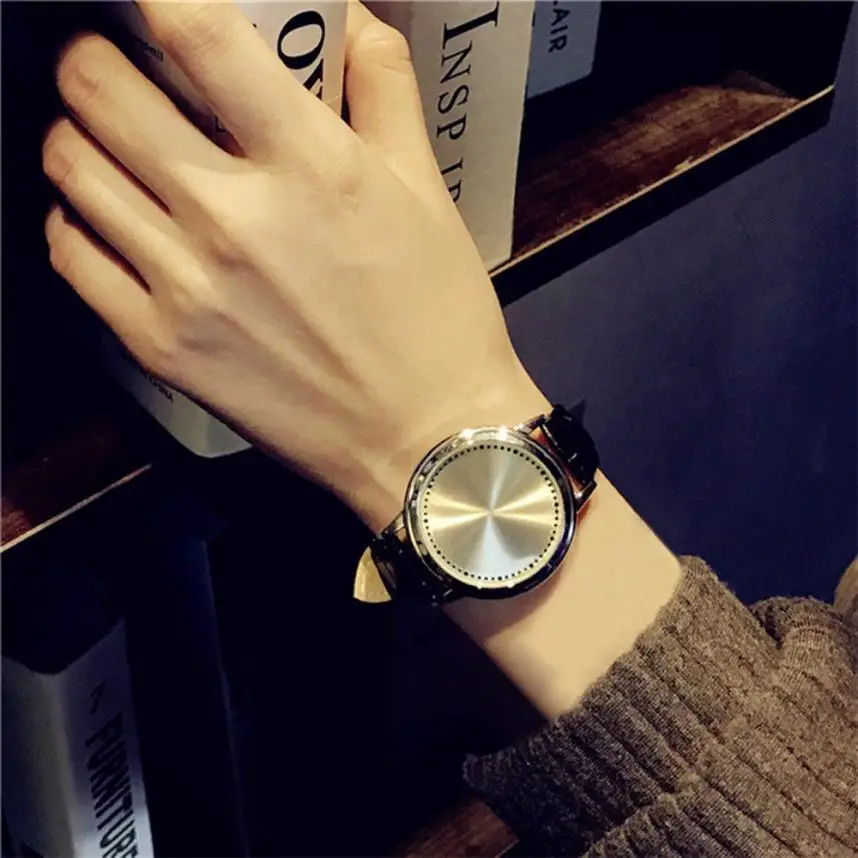 Любители Водонепроницаемый светодиодный часы Для женщин Для мужчин Наручные часы кожа Relojes кварцевые наручные часы Повседневное пары
