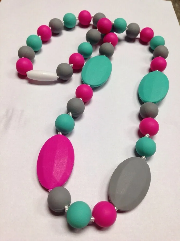 BPA силиконовые ожерелья с зубами Силиконовые Прорезыватели бусины DIY ювелирные изделия для мамы, Детские Жевательные ожерелья прорезыватели - Окраска металла: multi colors