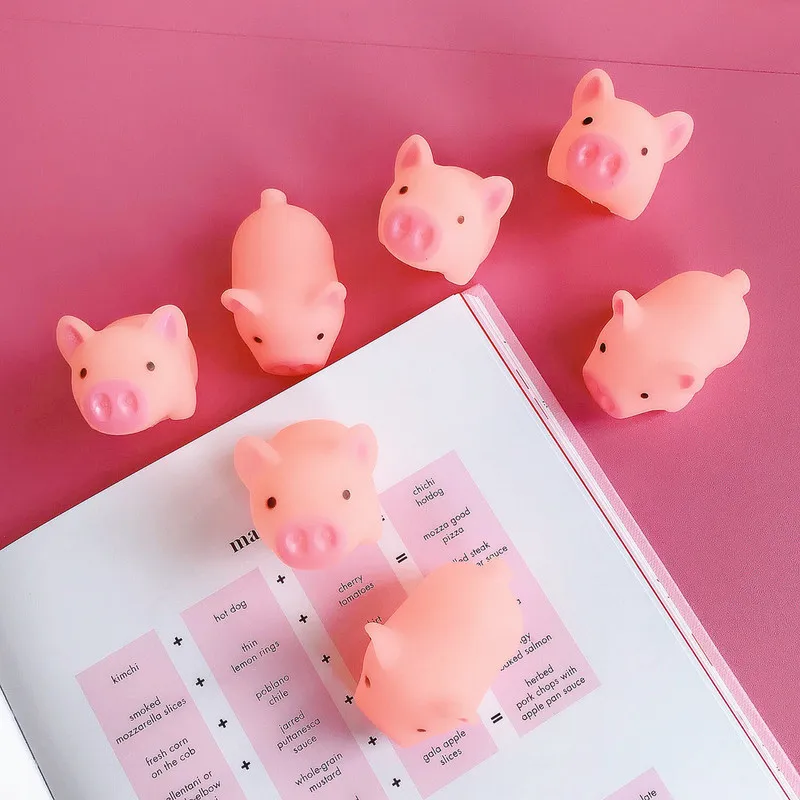 

2Pcs Cute Squeeze Pig Mochi Kawaii Animal Slow Rising Squishy Anti-strss Practical Jokes Kids Squishies Toy