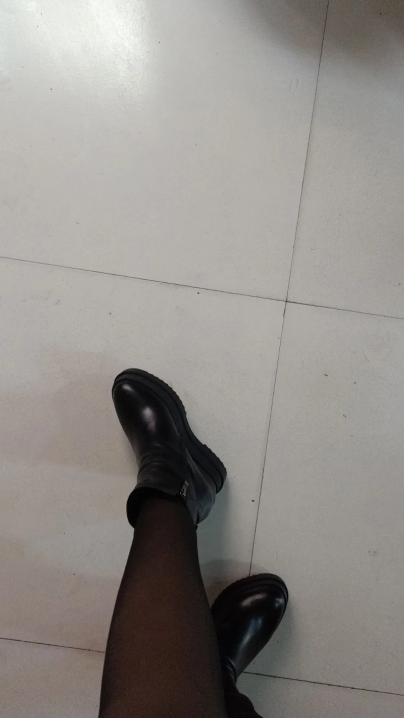 Обувь на платформе со шнуровкой; обувь на танкетке; повседневная обувь на платформе; Цвет Черный; женские ботильоны из натуральной кожи на высоком каблуке с круглым носком; Сезон Зима; коллекция года