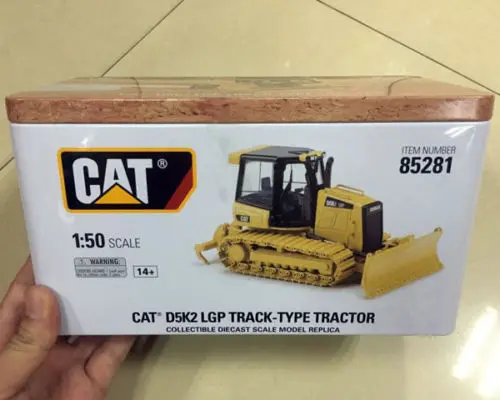 Весы 1/50 гусеничный трактор D5K2 LGP бренд DIECAST MASTERS #85281|caterpillar cat|tractor catcat tractors |
