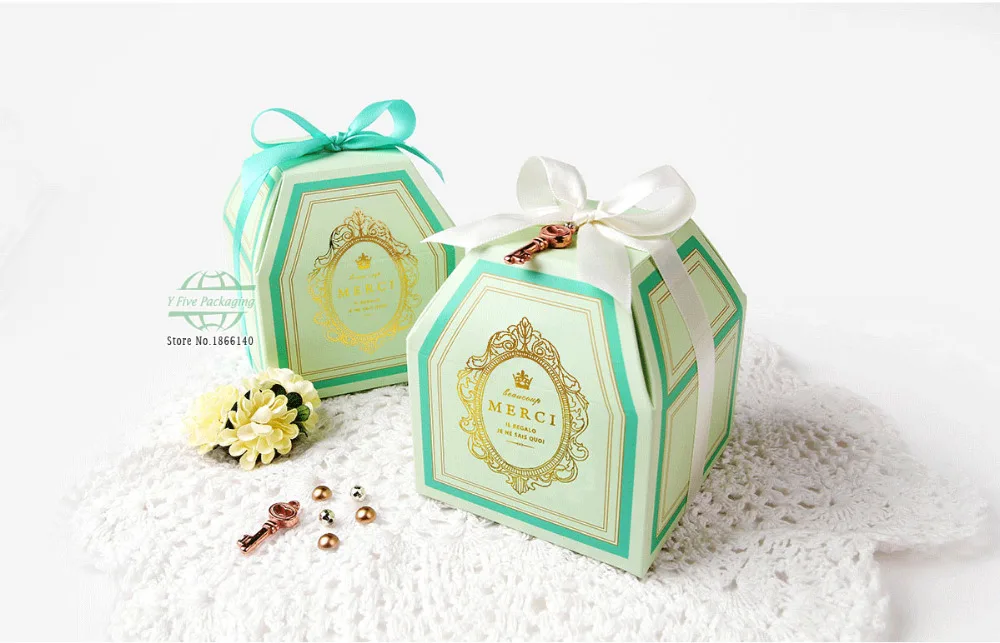 6493067978_261812805 