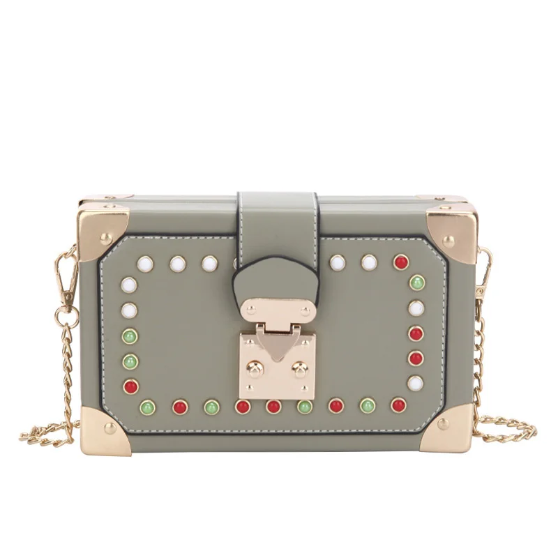 

Fashion Crossbody Bags for Women 2019 Famous Brand Rivet Small Ladies Vintage Leather Bags New Elegant Shoulder Bag Women