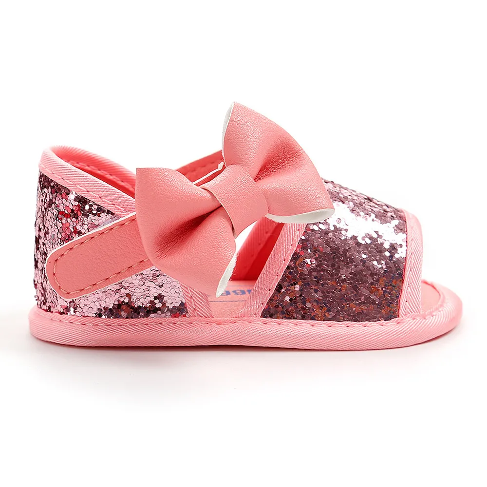 Для маленьких девочек блёстки бантом модные летние сандалии Пляж PU Leahter Новинка года мягкая подошва кроватки новорожденных обувь для отдыха# YL1
